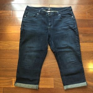 Lane Bryant Dark Wash Stretch Crop Jeans 18